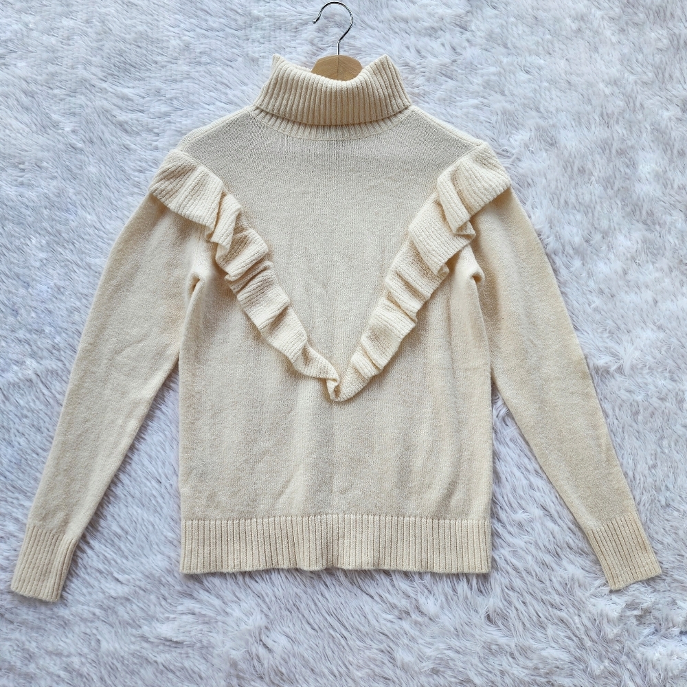 Ann‎ Taylor Cream Ruffle Turtleneck Sweater
